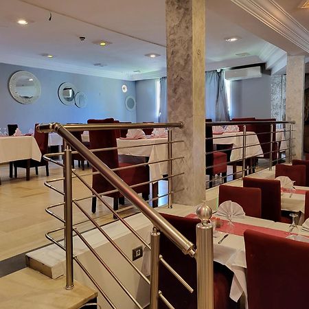 Appart Hotel Rodes Мезрая Экстерьер фото